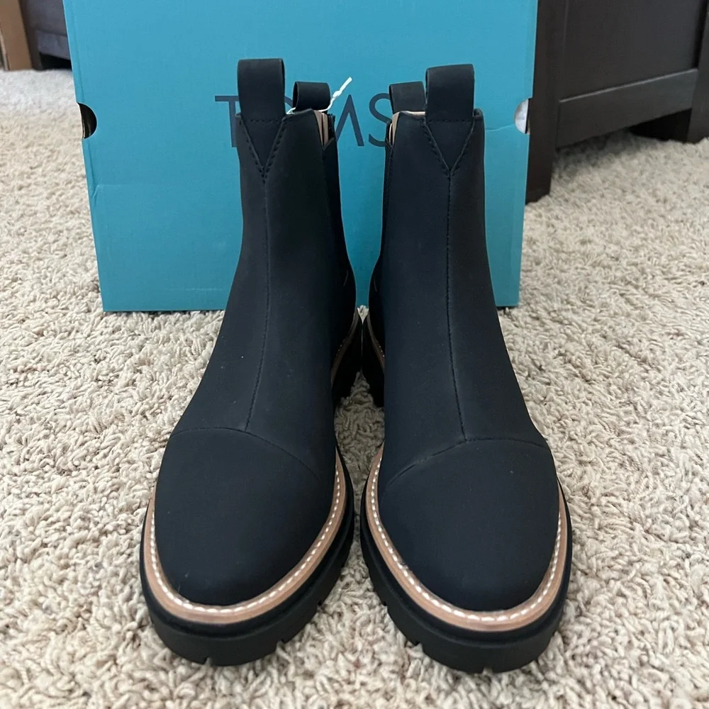 TOMS Women's Skylar Boots, Size 7.5 - Picture 3 of 7